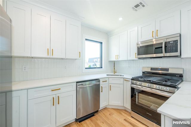 363 Park Street, Hackensack, NJ 07601