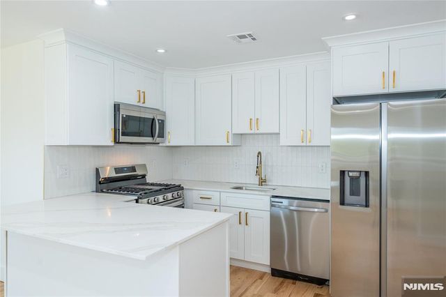 363 Park Street, Hackensack, NJ 07601