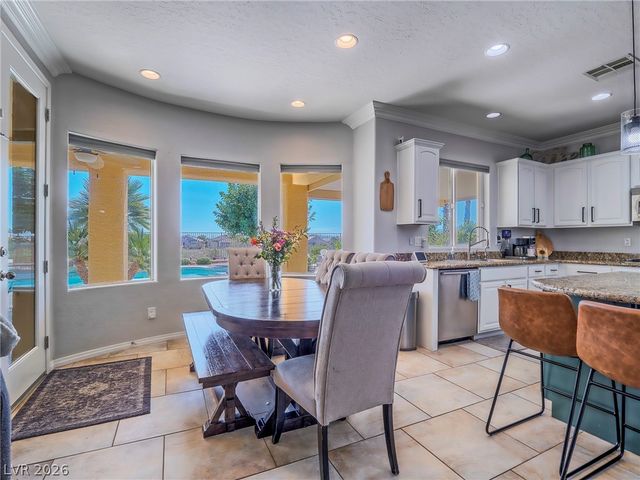 6909 Clewiston Avenue, Las Vegas, NV 89131