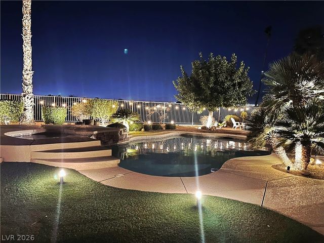 6909 Clewiston Avenue, Las Vegas, NV 89131