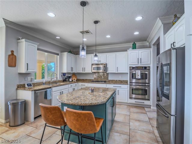 6909 Clewiston Avenue, Las Vegas, NV 89131