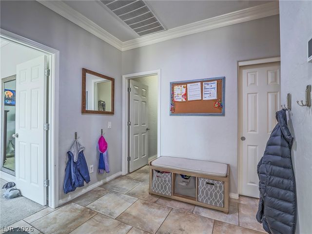 6909 Clewiston Avenue, Las Vegas, NV 89131