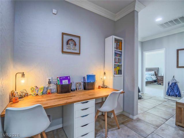 6909 Clewiston Avenue, Las Vegas, NV 89131