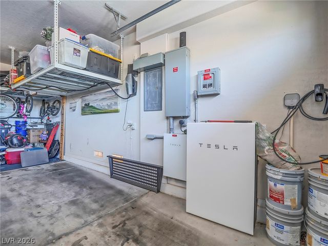 6909 Clewiston Avenue, Las Vegas, NV 89131