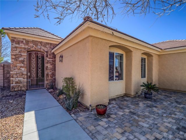 6909 Clewiston Avenue, Las Vegas, NV 89131