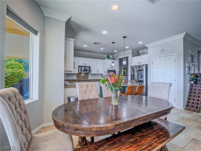 6909 Clewiston Avenue, Las Vegas, NV 89131