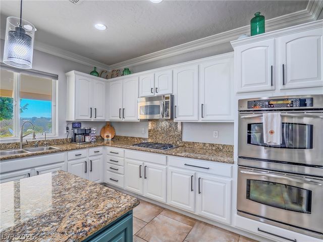 6909 Clewiston Avenue, Las Vegas, NV 89131