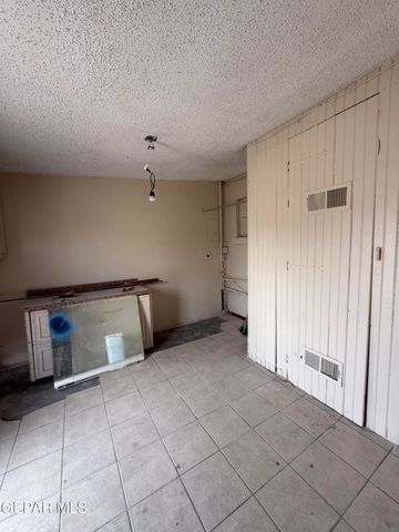 7603 MATAMOROS Drive, El Paso, TX 79915