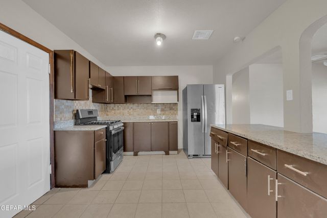 7603 MATAMOROS Drive, El Paso, TX 79915