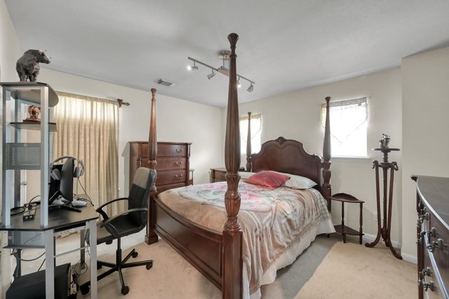 19511 Remington Martin Drive, Houston, TX 77073