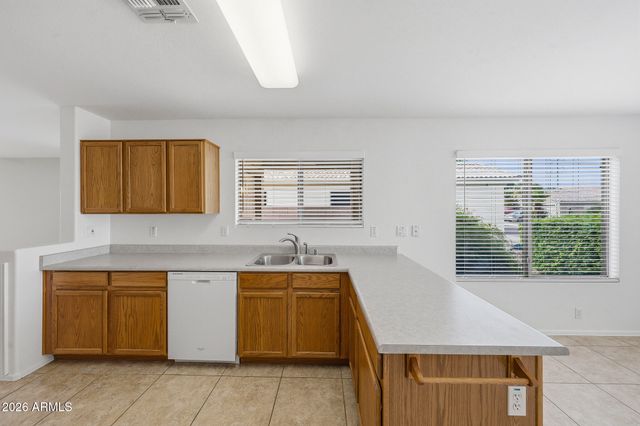 3437 W LOUISE Drive, Phoenix, AZ 85027
