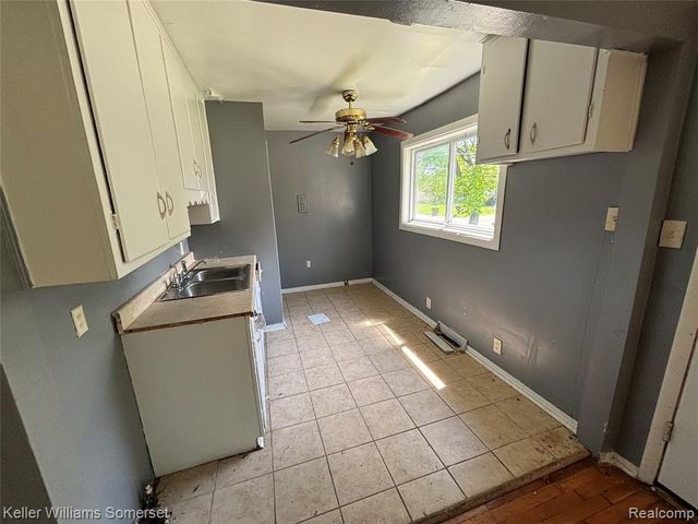 3128 Sloan Street, Flint, MI 48504