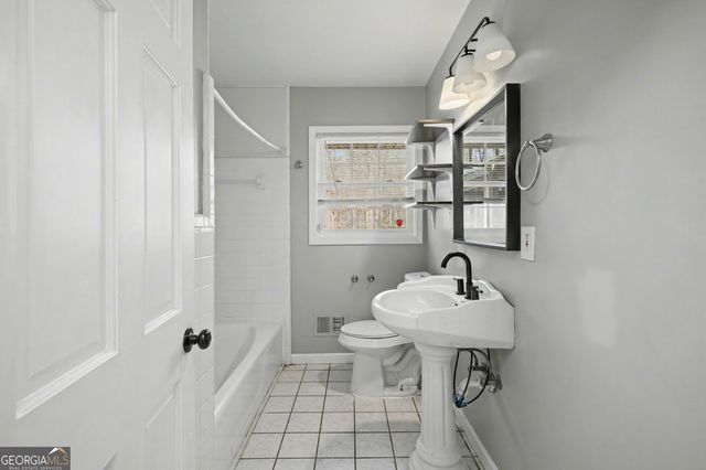 140 Maple Place, Fayetteville, GA 30215