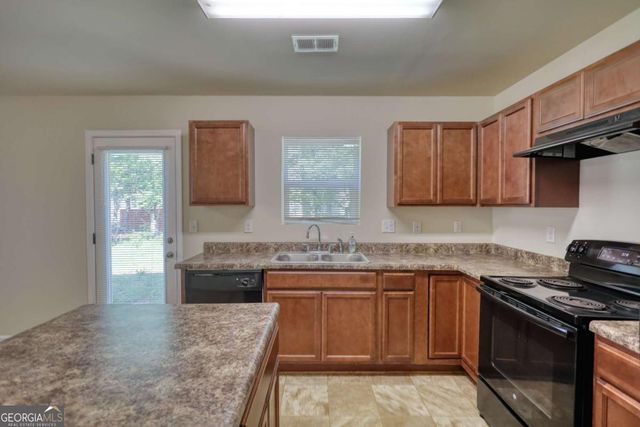 11224 Aliyah Drive, Hampton, GA 30228
