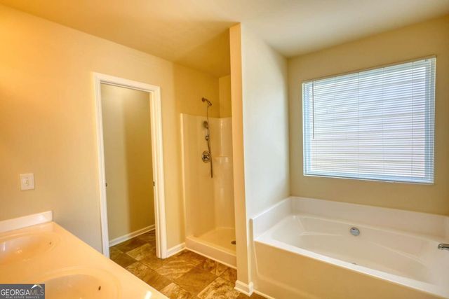 11224 Aliyah Drive, Hampton, GA 30228