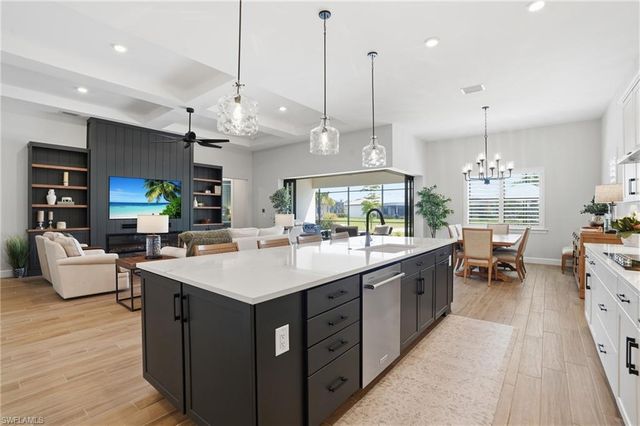 2961 Sagittaria LN, Alva, FL 33920