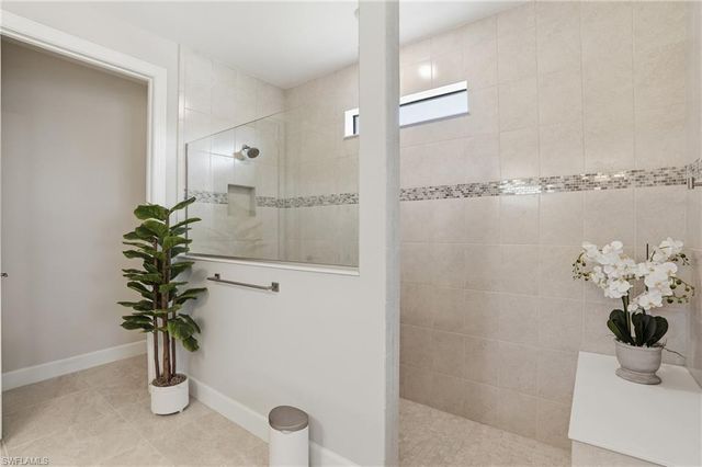 2961 Sagittaria LN, Alva, FL 33920