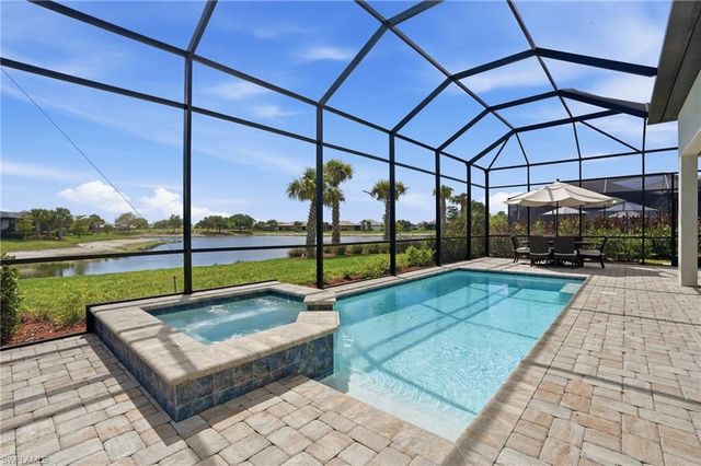 2961 Sagittaria LN, Alva, FL 33920