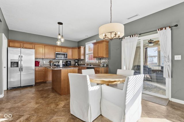 4229 Amesbury Place, Westfield, IN 46062