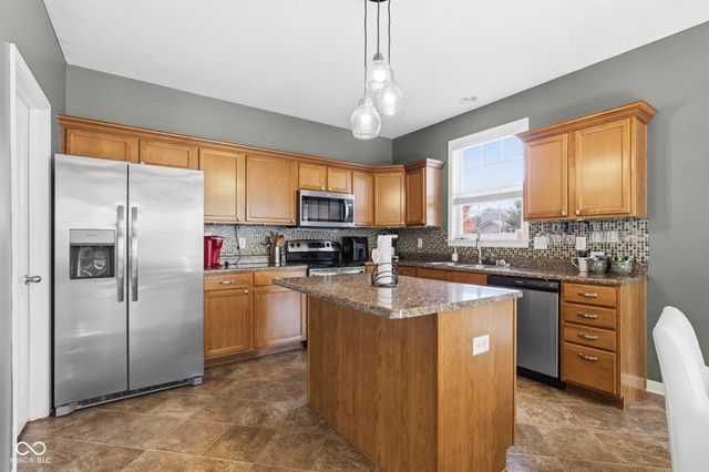 4229 Amesbury Place, Westfield, IN 46062