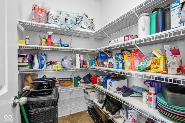 4229 Amesbury Place, Westfield, IN 46062