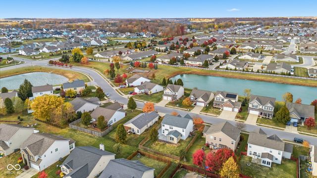 4229 Amesbury Place, Westfield, IN 46062