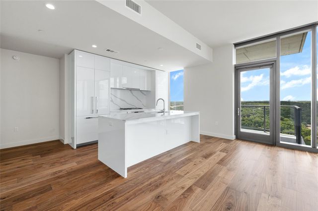 44 East Ave 1701, Austin, TX 78701