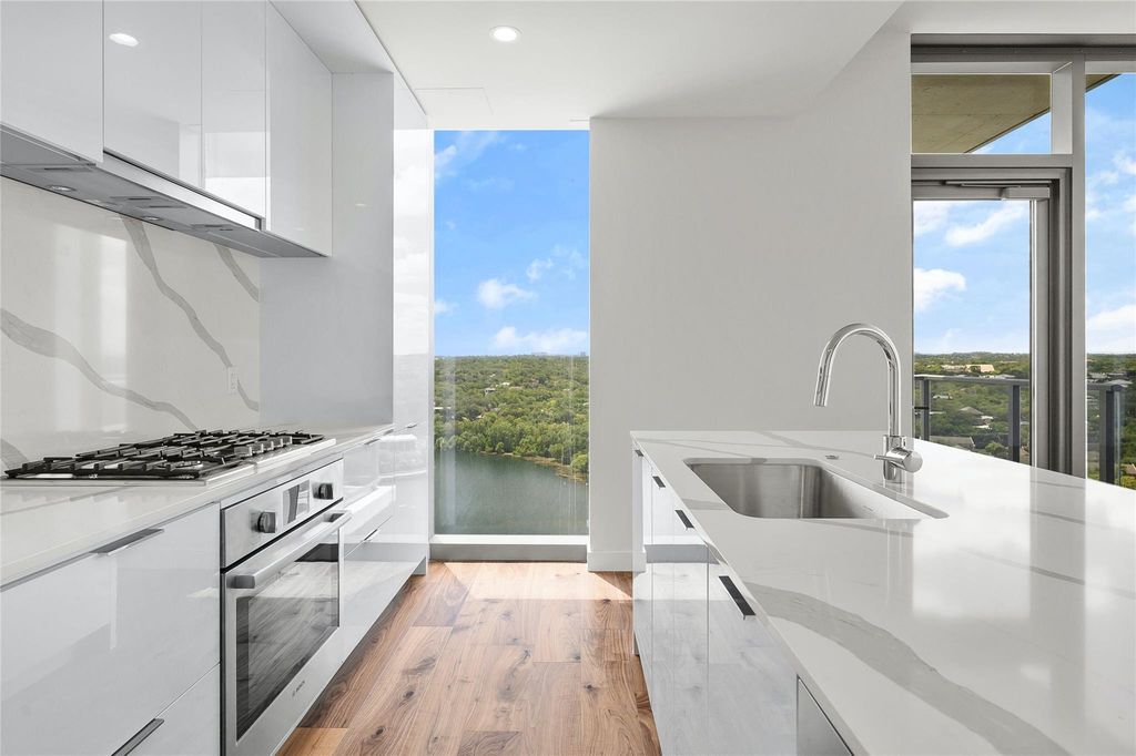 44 East Ave 1701, Austin, TX 78701