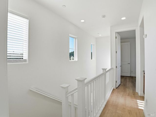 4424 Streamside Dr, Santa Rosa, CA 95409