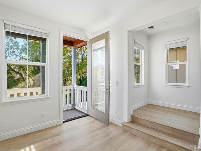 4424 Streamside Dr, Santa Rosa, CA 95409