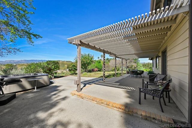 1282 Olive Ave, Fallbrook, CA 92028