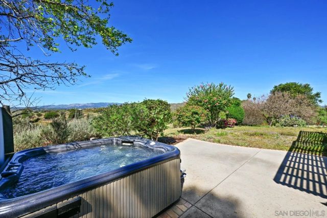 1282 Olive Ave, Fallbrook, CA 92028