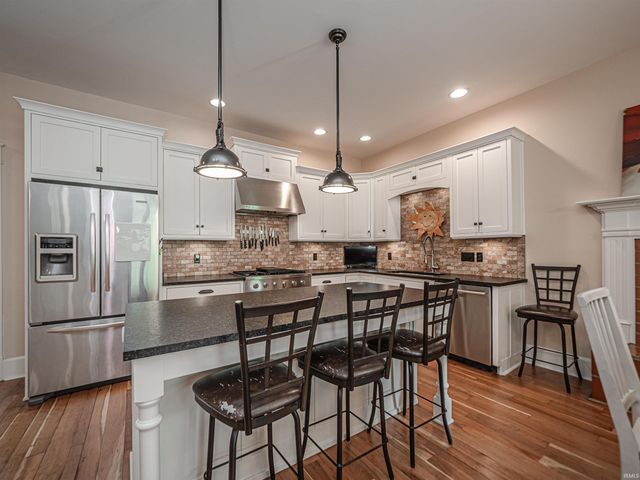 535 S BOEKE RD, Evansville, IN 47714
