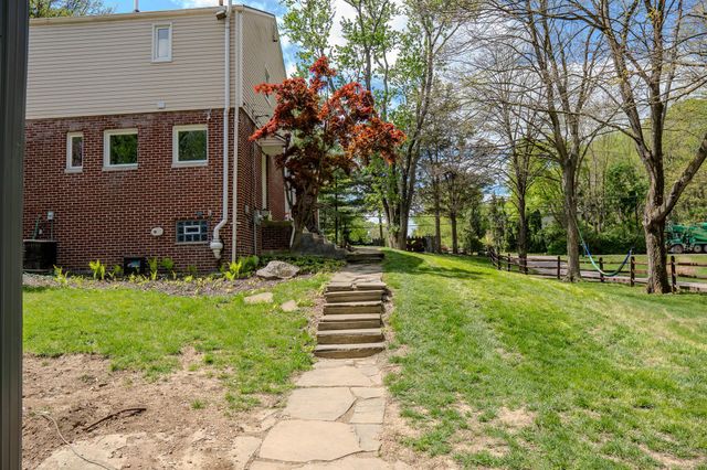 1400 N Hague Avenue, Columbus, OH 43204