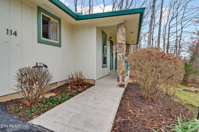 114 Lakeshire Drive, Crossville, TN 38558