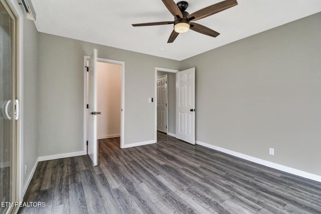 114 Lakeshire Drive, Crossville, TN 38558