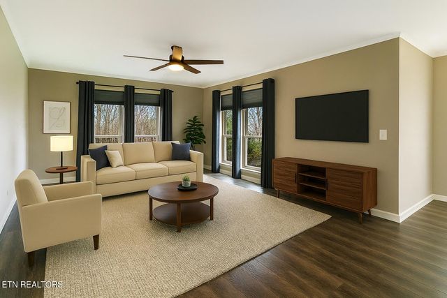 114 Lakeshire Drive, Crossville, TN 38558