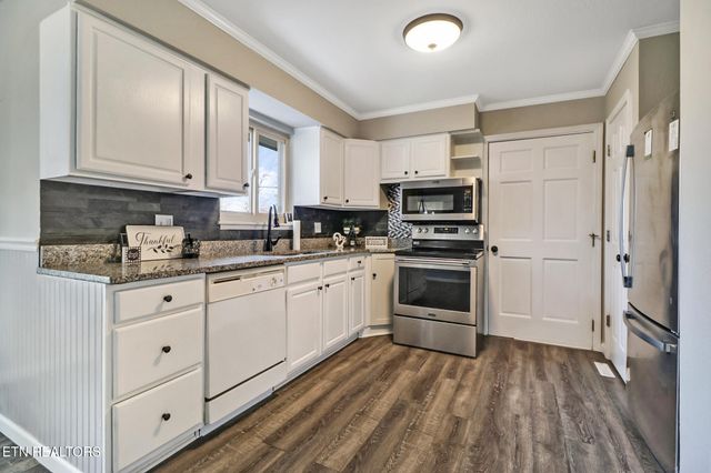 114 Lakeshire Drive, Crossville, TN 38558