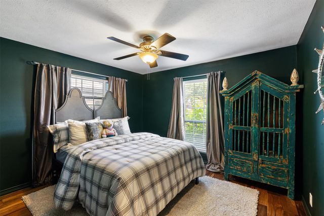 1401 Bowie Circle, Corsicana, TX 75110