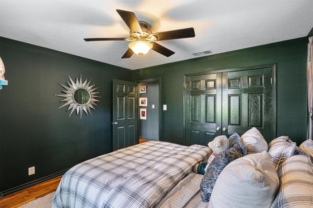 1401 Bowie Circle, Corsicana, TX 75110