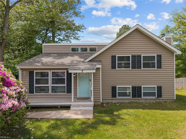 7 Cathy DR, Newport News, VA 23608