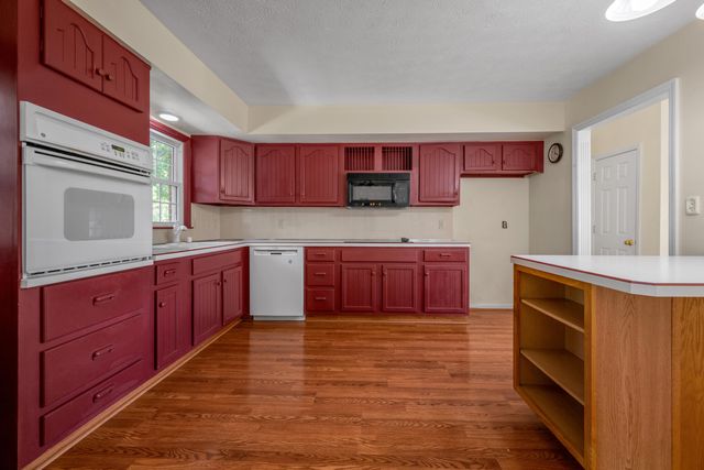 4368 Clemens Drive, Lexington, KY 40514