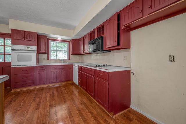 4368 Clemens Drive, Lexington, KY 40514