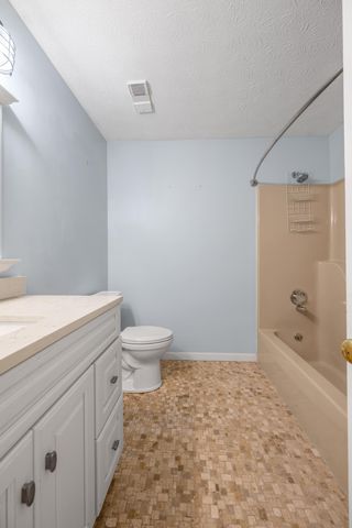 4368 Clemens Drive, Lexington, KY 40514