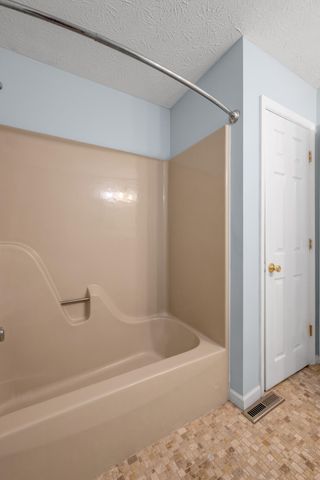 4368 Clemens Drive, Lexington, KY 40514