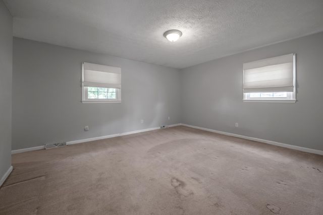 4368 Clemens Drive, Lexington, KY 40514