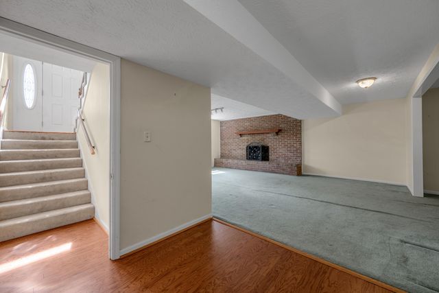 4368 Clemens Drive, Lexington, KY 40514