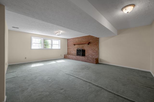 4368 Clemens Drive, Lexington, KY 40514
