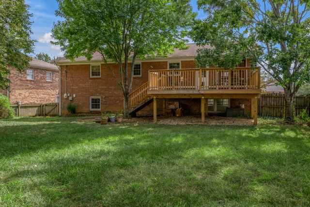 4368 Clemens Drive, Lexington, KY 40514