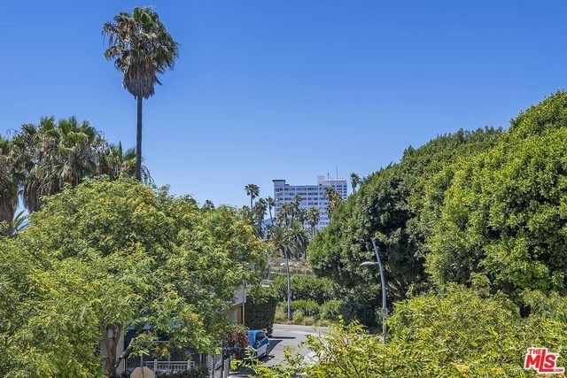 1705 Ocean Avenue 206, Santa Monica, CA 90401